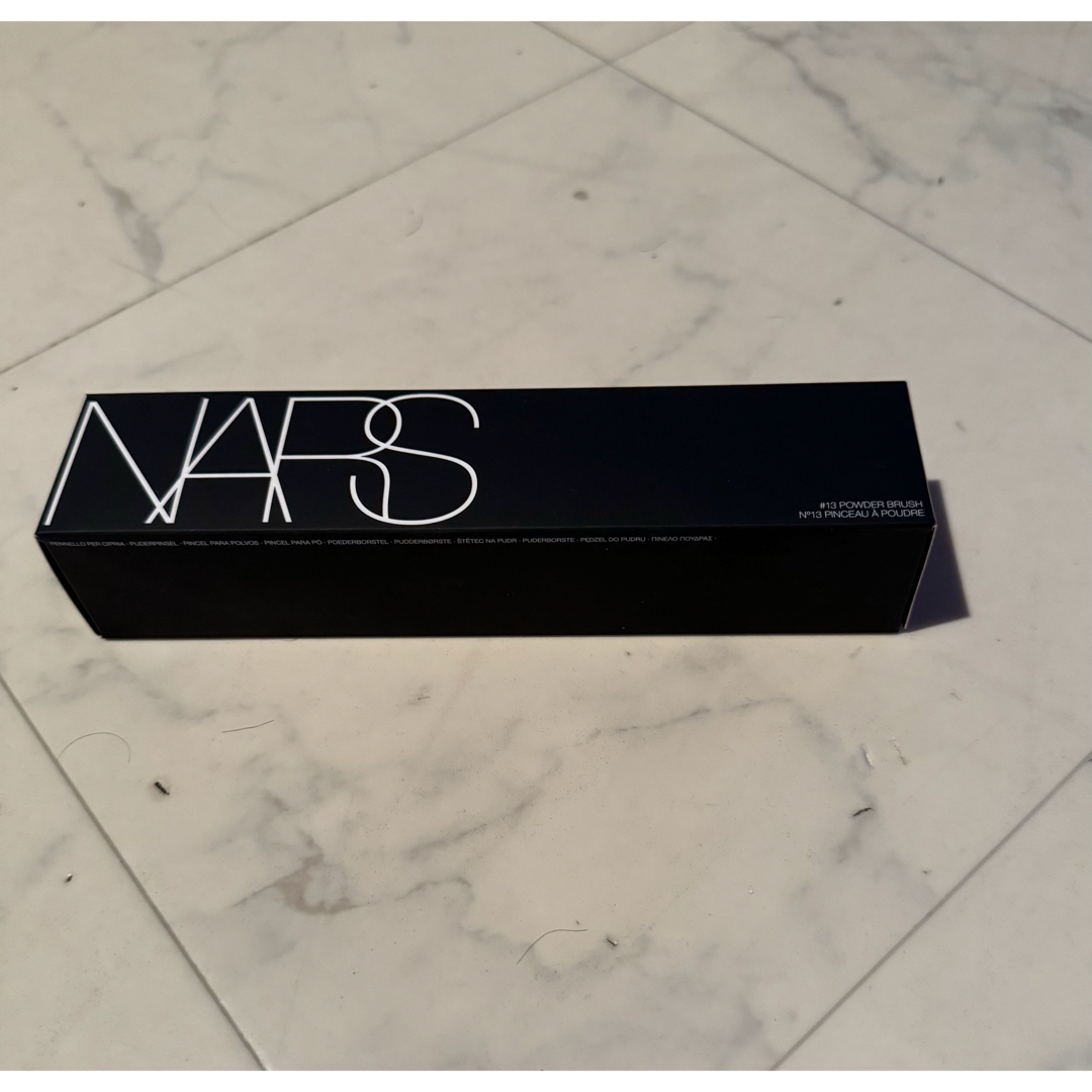 NARS(ナーズ)のNARS パウダーブラシ #13 コスメ/美容のメイク道具/ケアグッズ(チーク/フェイスブラシ)の商品写真