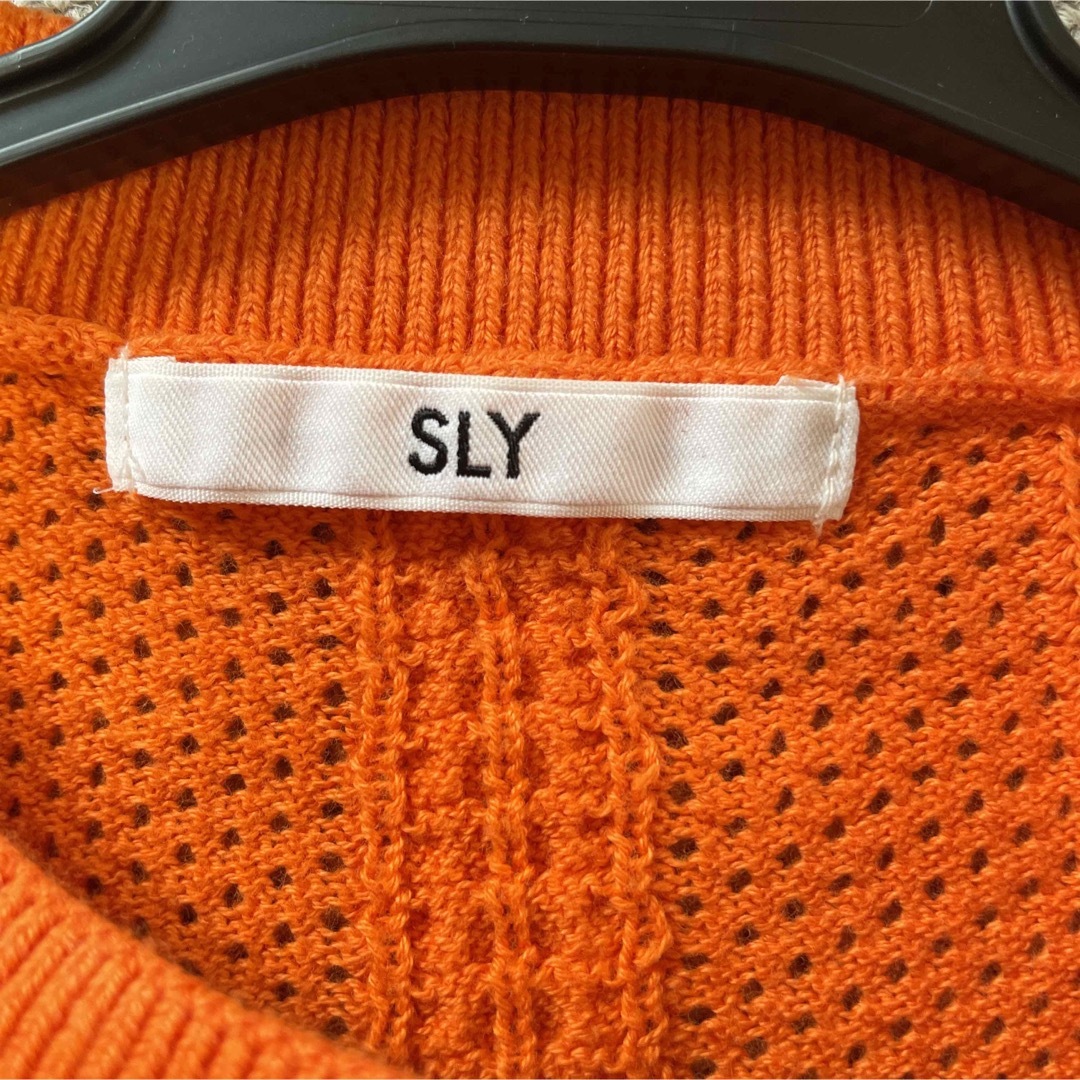 SLY(スライ)のSLY スライ 半袖 ニット オレンジ レディースのトップス(ニット/セーター)の商品写真