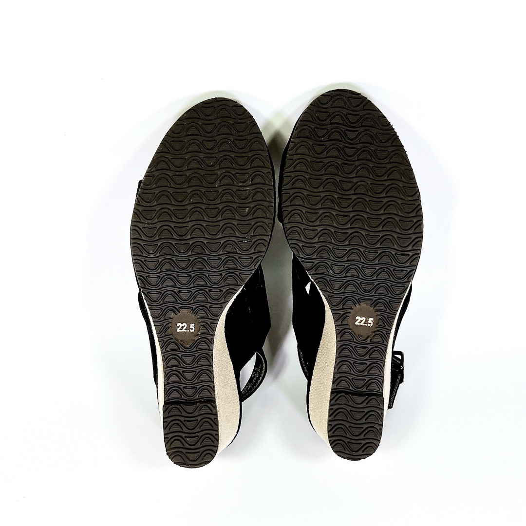【新品未使用】COULEUR VARIE ウェッジソール サンダル 黒 22.5 レディースの靴/シューズ(サンダル)の商品写真