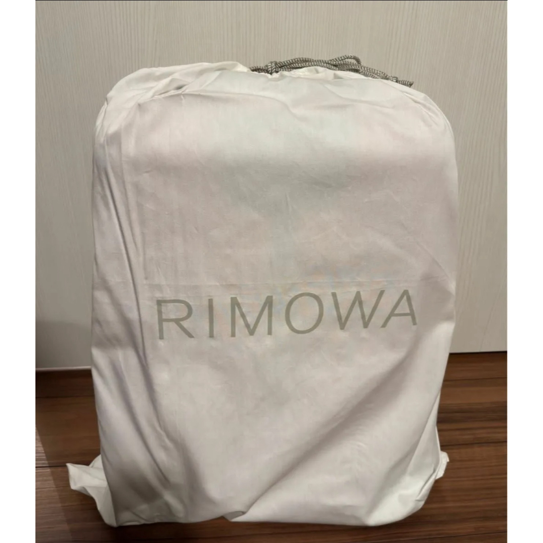 RIMOWA(リモワ)の保証付き RIMOWA Essential Lite Cabin S レッド レディースのバッグ(スーツケース/キャリーバッグ)の商品写真