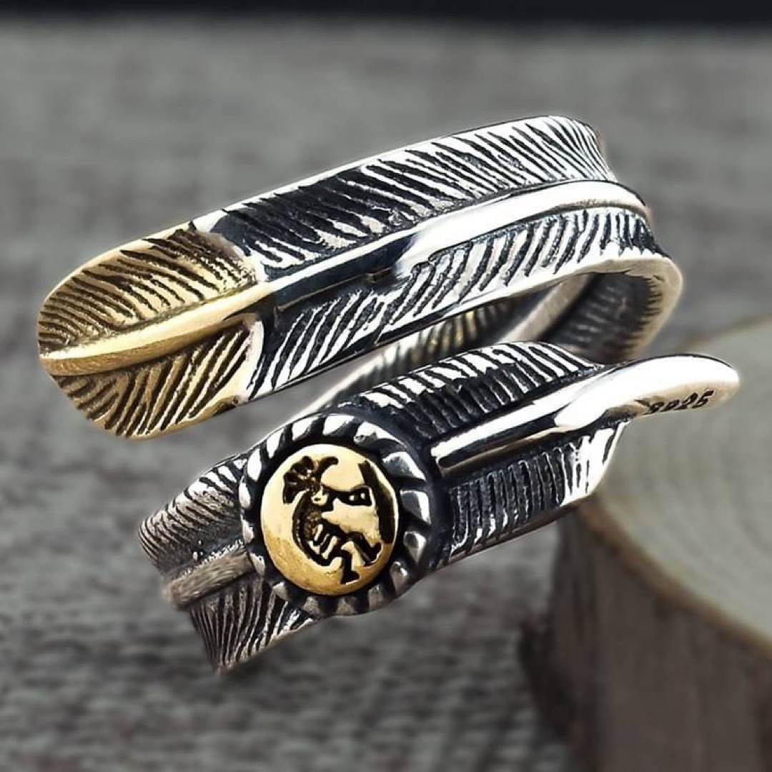 【フリーサイズ】ハワイアンジュエリー　 ココペリ精霊　フェザー　羽　リング　指輪 レディースのアクセサリー(リング(指輪))の商品写真