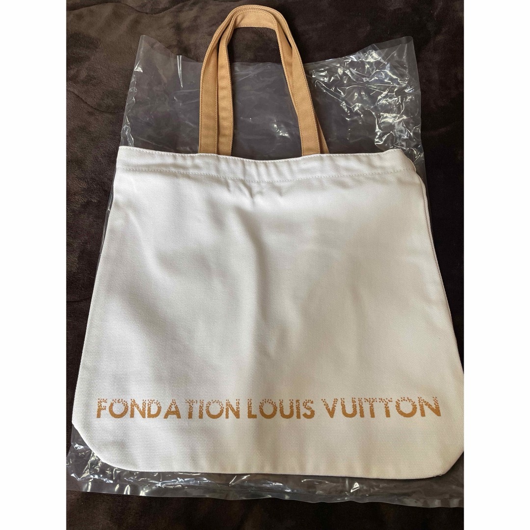 LOUIS VUITTON(ルイヴィトン)の【新品未使用】LOUIS VUITTON フォンダシオン トートバッグ レディースのバッグ(トートバッグ)の商品写真