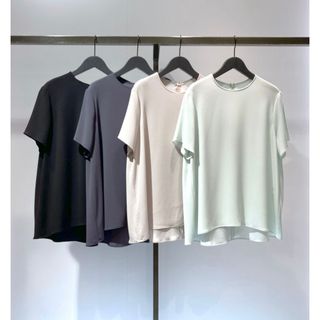 theory luxe 21SS Flow Tシャツブラウス　Apineベージュ