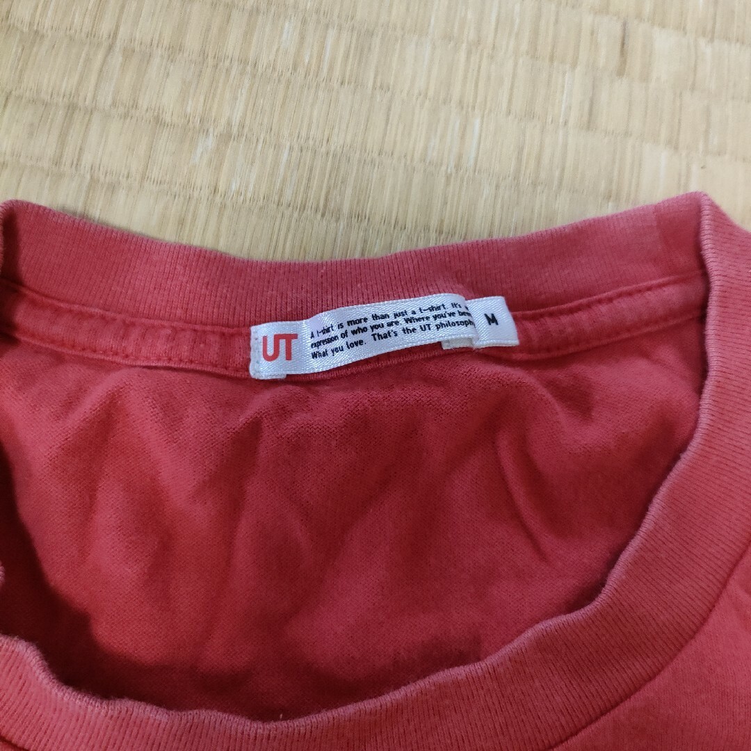 UNIQLO(ユニクロ)のユニクロ　Mサイズ 赤　レッド メンズのトップス(Tシャツ/カットソー(半袖/袖なし))の商品写真
