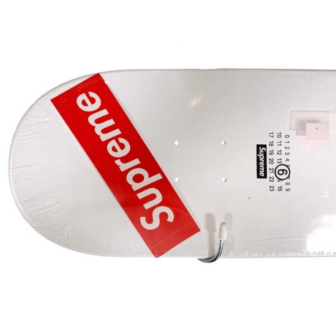 SUPREME シュプリーム 24SS MM6 エムエムシックス Skateboard スケートボードデッキ メンズのファッション小物(キーホルダー)の商品写真