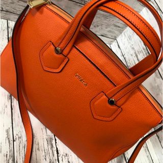 フルラ(Furla)の【美品】フルラ ショルダーバック　ハンドバック(ショルダーバッグ)