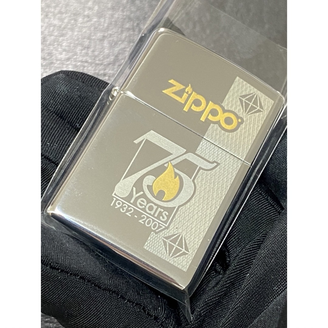 zippo 75Years 1932-2007 シルバー 2007年製 メンズのメンズ その他(その他)の商品写真