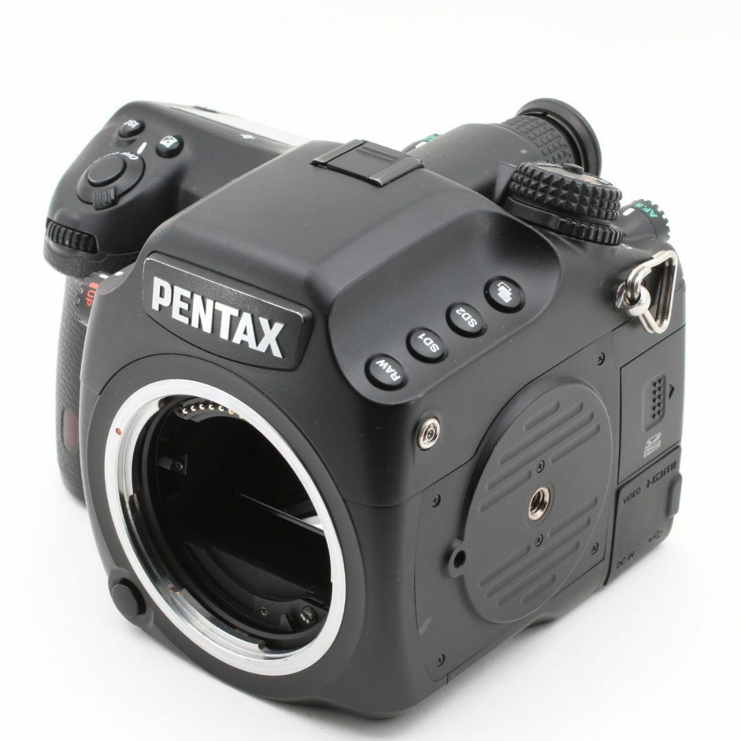 PENTAX(ペンタックス)の【27,276ショット】PENTAX 645D ボディ スマホ/家電/カメラのカメラ(デジタル一眼)の商品写真