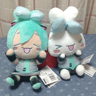 セガ(SEGA)の初音ミク × シナモロール　Mぬいぐるみ ２点(キャラクターグッズ)