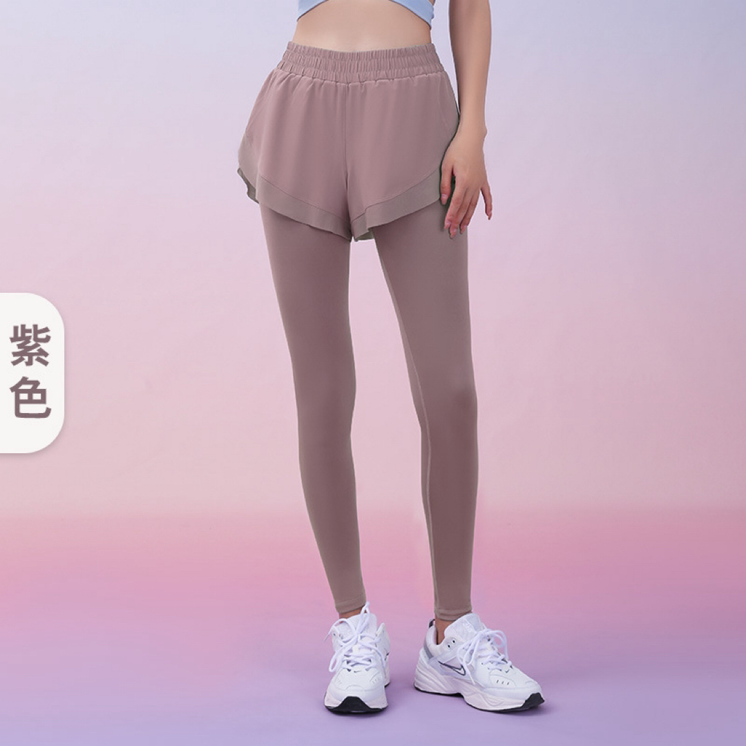 ショートパンツ付き レギンス　ポケット付き　スポーツスパッツ　ピンク  XL レディースのレッグウェア(レギンス/スパッツ)の商品写真