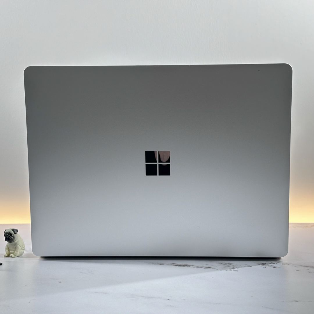 Microsoft(マイクロソフト)のSurface Laptop Go i5 4 SSD 64 Office スマホ/家電/カメラのPC/タブレット(タブレット)の商品写真