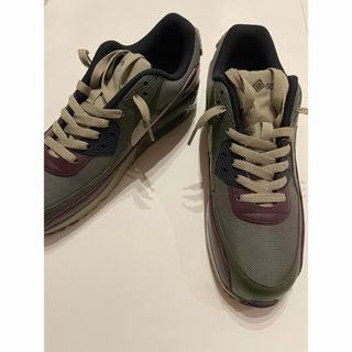 ナイキ(NIKE)のナイキ　エアマックス90 GORE-TEX（ゴアテックス）(スニーカー)