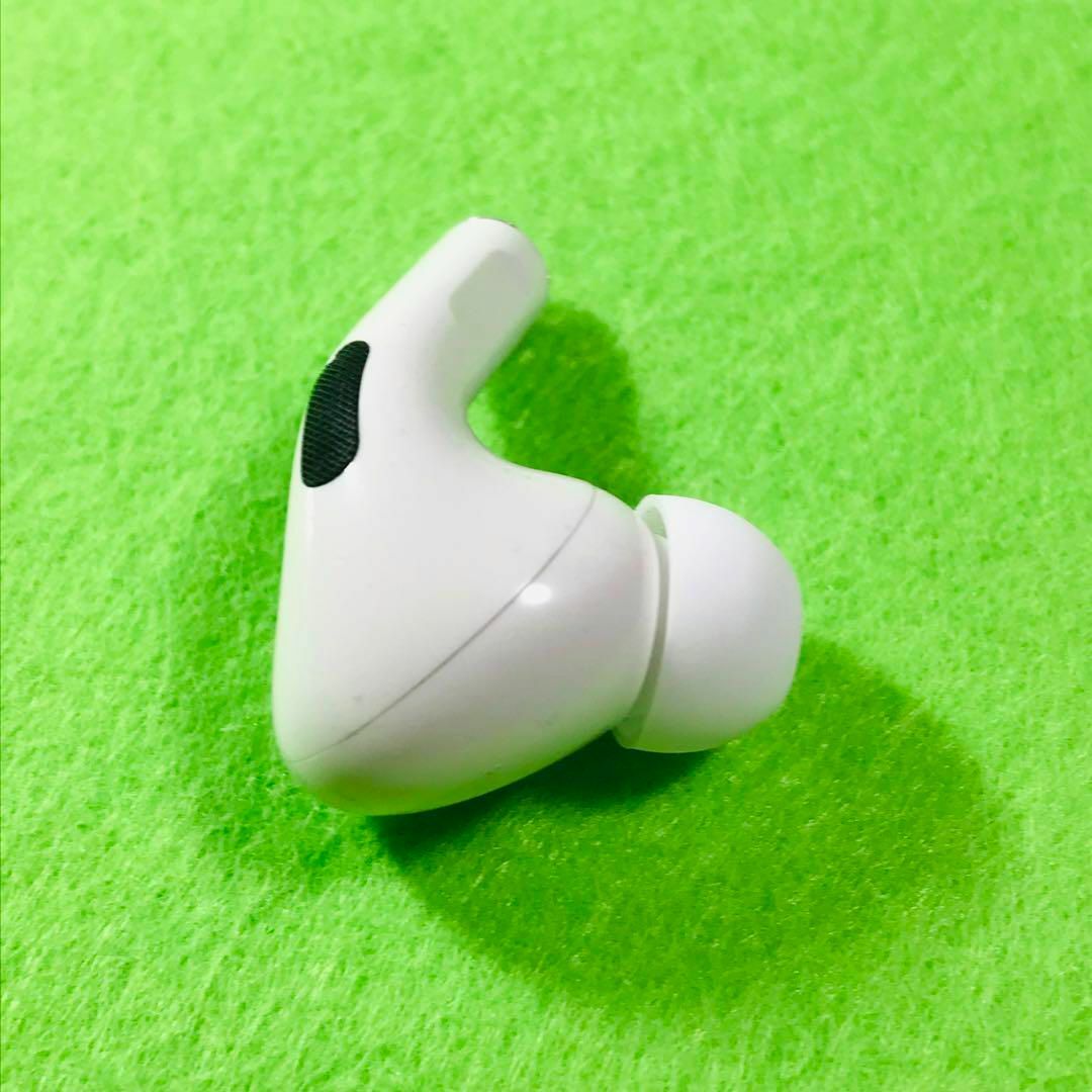 Apple(アップル)のAirPods Pro イヤホン　左耳　第一世代　エアーポッズプロ　A2084 スマホ/家電/カメラのオーディオ機器(ヘッドフォン/イヤフォン)の商品写真