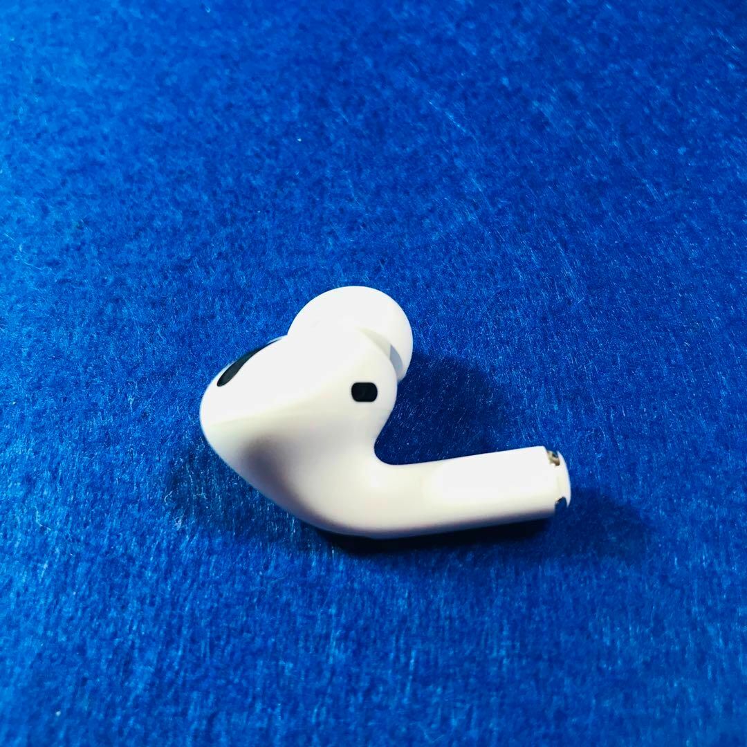 Apple(アップル)のAirPods Pro イヤホン　左耳　第一世代　エアーポッズプロ　A2084 スマホ/家電/カメラのオーディオ機器(ヘッドフォン/イヤフォン)の商品写真