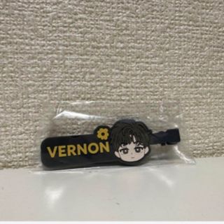 セブンティーン(SEVENTEEN)の【24時間以内発送可】一番くじ Petiteenセブチ VERNONヘアクリップ(アイドルグッズ)