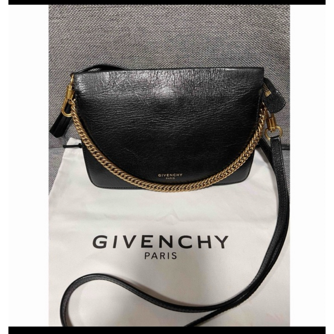 GIVENCHY(ジバンシィ)のGIVENCHY cross3ショルダーバッグ レディースのバッグ(ショルダーバッグ)の商品写真