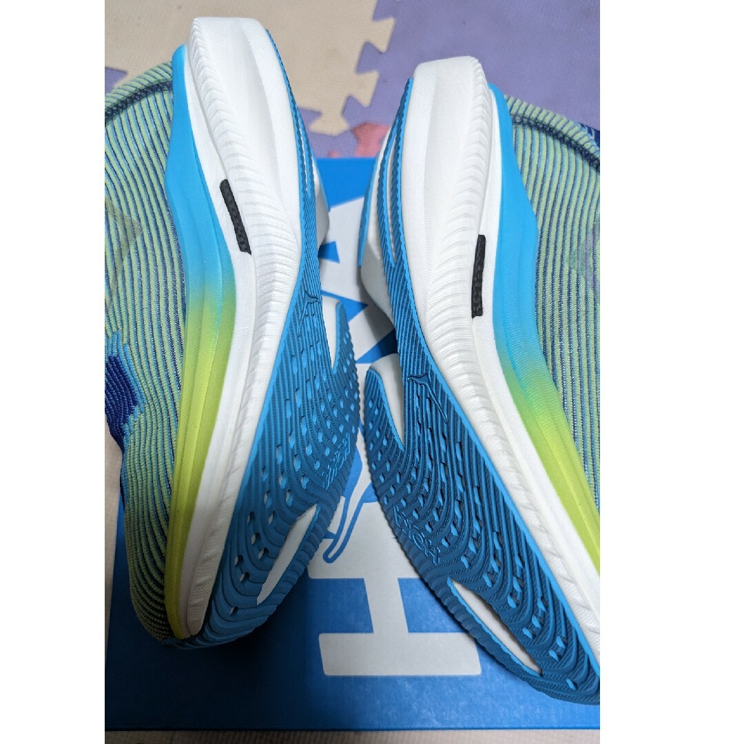 HOKA ONE ONE(ホカオネオネ)のHOKAONEONE　CIELO X1　27.5 スポーツ/アウトドアのランニング(シューズ)の商品写真