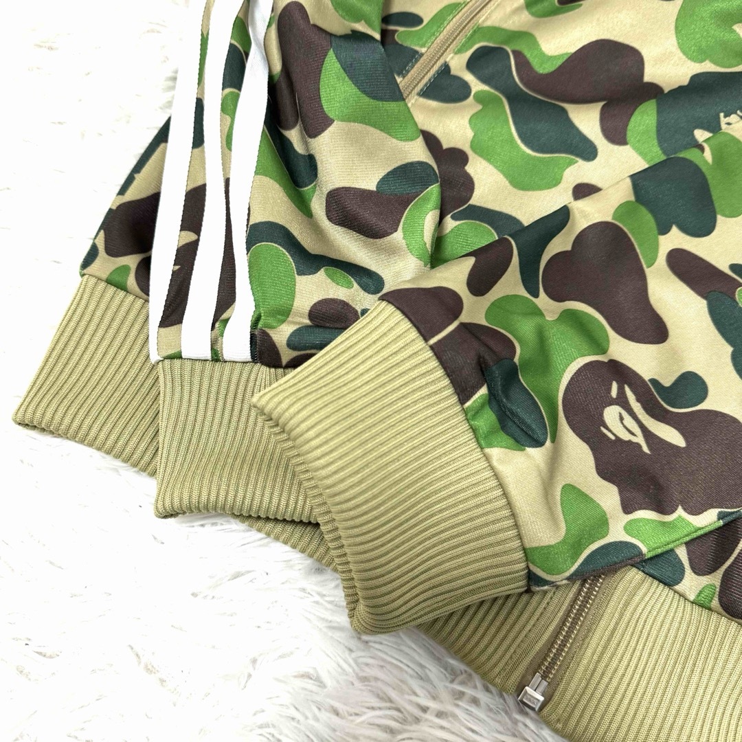 A BATHING APE(アベイシングエイプ)の美品　エイプ×アディダス/1STカモファイヤーバードトラックジャケット猿迷彩/ メンズのジャケット/アウター(その他)の商品写真