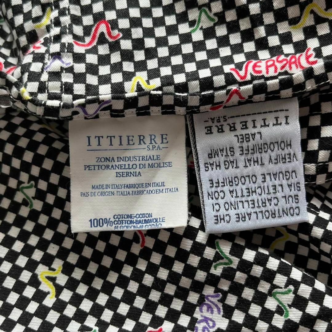 ヴェルサーチ　チェッカーフラッグ　ロゴ柄　メデューサ　銀ボタン　長袖シャツ　M メンズのトップス(Tシャツ/カットソー(七分/長袖))の商品写真