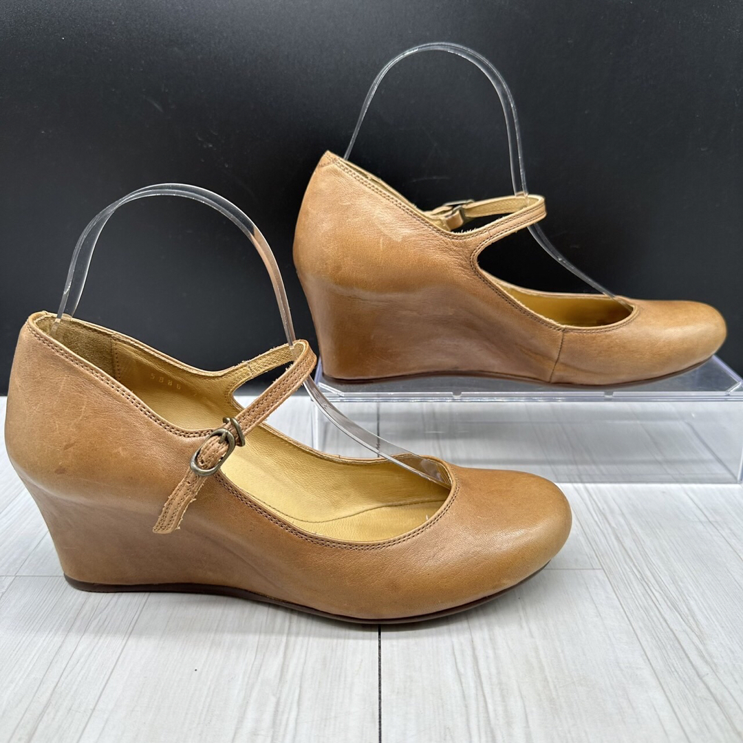 SAYA(サヤ)の【SAYA】サヤ 24 インヒールパンプス ストラップ レザー ブラウン レディースの靴/シューズ(ハイヒール/パンプス)の商品写真