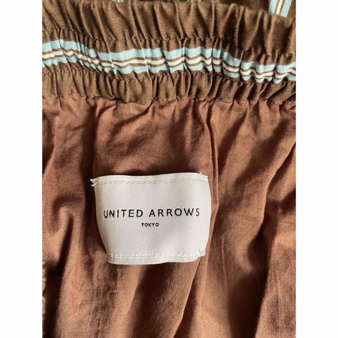 UNITED ARROWS(ユナイテッドアローズ)のUNITED ARROWS ブラウンロングスカート　HO108 レディースのスカート(ロングスカート)の商品写真