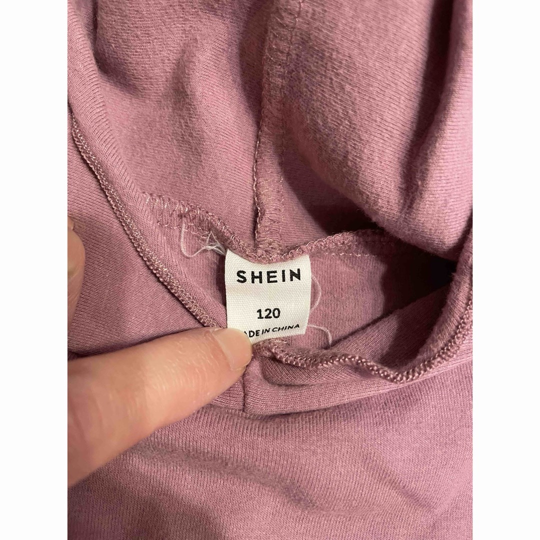 SHEIN(シーイン)のSHEIN スウェット上下セット　120 キッズ/ベビー/マタニティのキッズ服女の子用(90cm~)(Tシャツ/カットソー)の商品写真