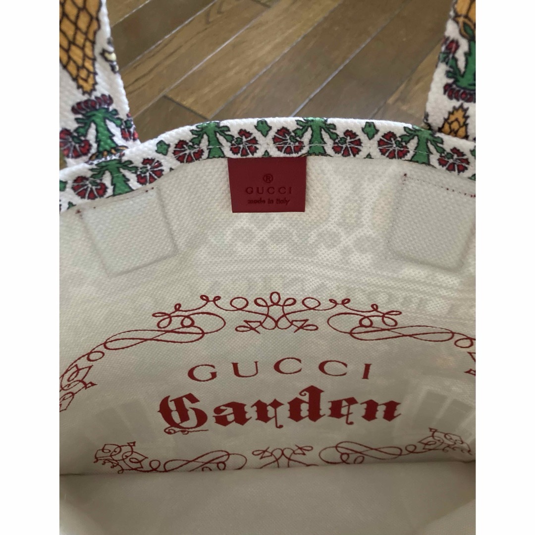 Gucci(グッチ)のGucci Garden (グッチガーデン)最新トートバッグ◆フィレンツェ限定 レディースのバッグ(トートバッグ)の商品写真
