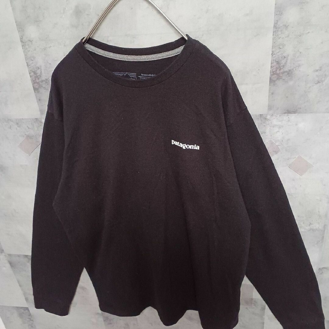 patagonia(パタゴニア)のpatagonia パタゴニア メンズロンT S 黒 キャンプ アウトドア メンズのトップス(Tシャツ/カットソー(七分/長袖))の商品写真