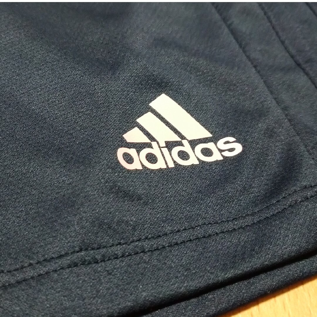 adidas(アディダス)のアディダス  ハーフパンツ 120センチ キッズ/ベビー/マタニティのキッズ服女の子用(90cm~)(パンツ/スパッツ)の商品写真