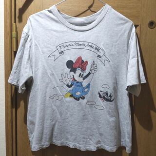 ディズニー(Disney)のディズニー　ミニーちゃんのＴシャツ　サイズＭ(Tシャツ(半袖/袖なし))