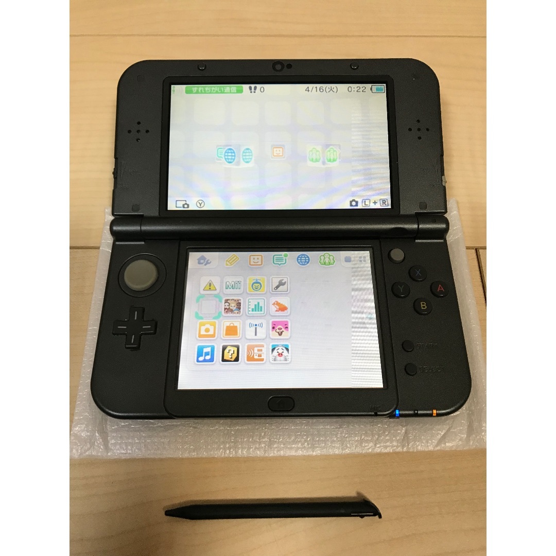 ニンテンドー3DS(ニンテンドー3DS)の液晶美品✨Newニンテンドー3DS LL 本体✨ エンタメ/ホビーのゲームソフト/ゲーム機本体(携帯用ゲーム機本体)の商品写真