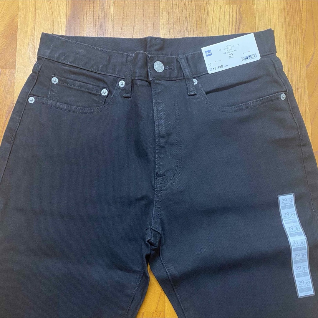 GU(ジーユー)のGU ジーユー MEN ストレッチスリムジーンズ 股下83cm 29インチ 黒 メンズのパンツ(デニム/ジーンズ)の商品写真