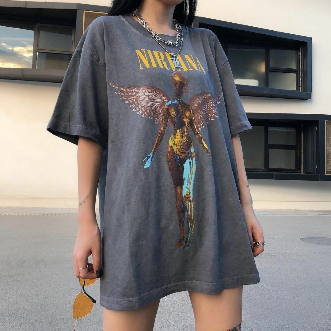 Tシャツ ◆Nirvana ニルヴァーナ◆ プリントバンド ロック系 グレー レディースのトップス(Tシャツ(半袖/袖なし))の商品写真