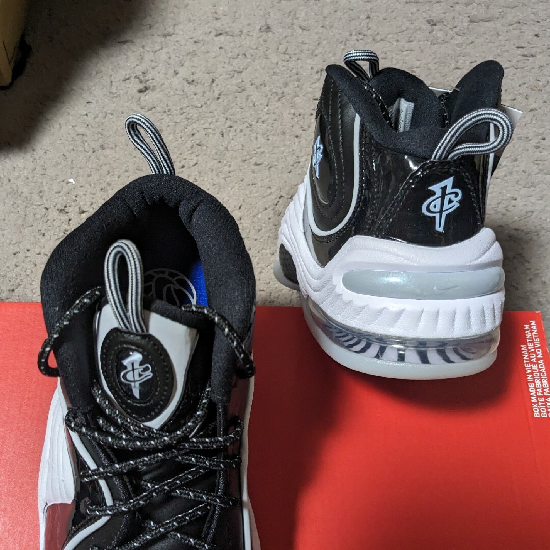 NIKE(ナイキ)の新品 NIKE AIR PENNY 2 エアーペニー レザー 25cm メンズの靴/シューズ(スニーカー)の商品写真