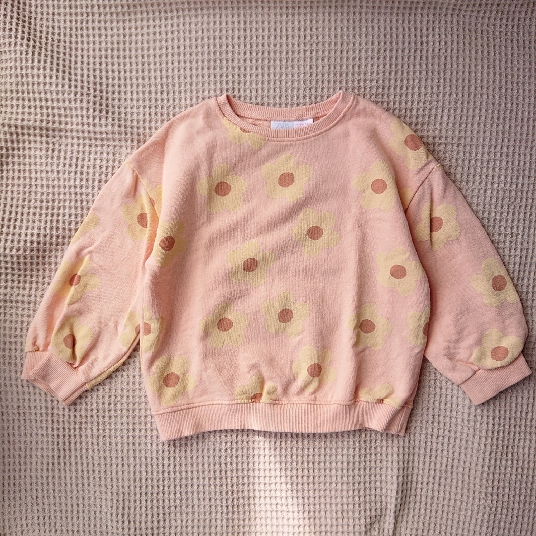 ZARA KIDS(ザラキッズ)のZARA KIDS ☆ トレーナー キッズ/ベビー/マタニティのキッズ服女の子用(90cm~)(Tシャツ/カットソー)の商品写真