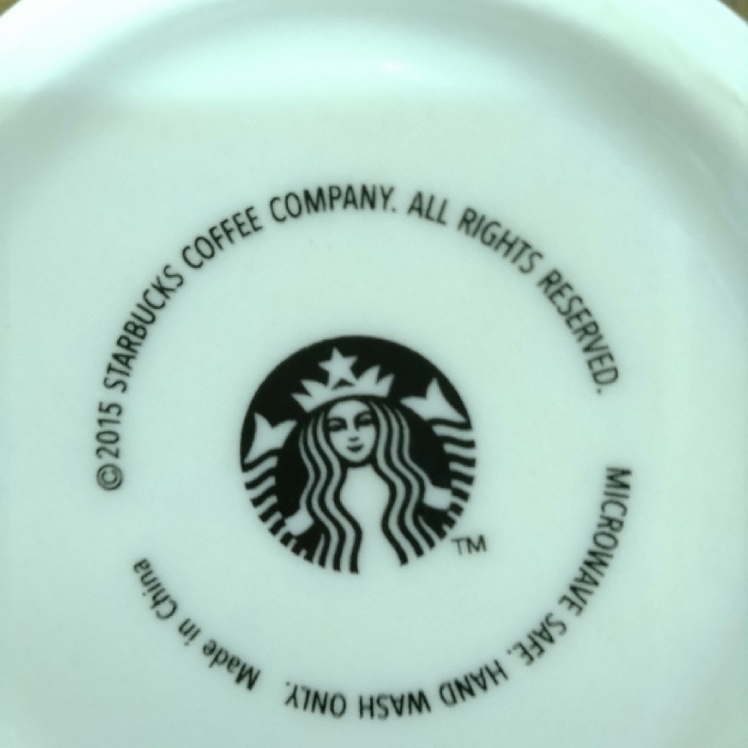Starbucks(スターバックス)のコーヒーカップ　スターバックス　２つセット　マグカップ　2015年 インテリア/住まい/日用品のキッチン/食器(グラス/カップ)の商品写真