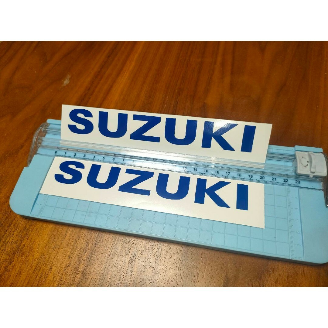 スズキ SUZUKI ステッカー 2枚セット 180mm×25mm 自動車/バイクのバイク(ステッカー)の商品写真