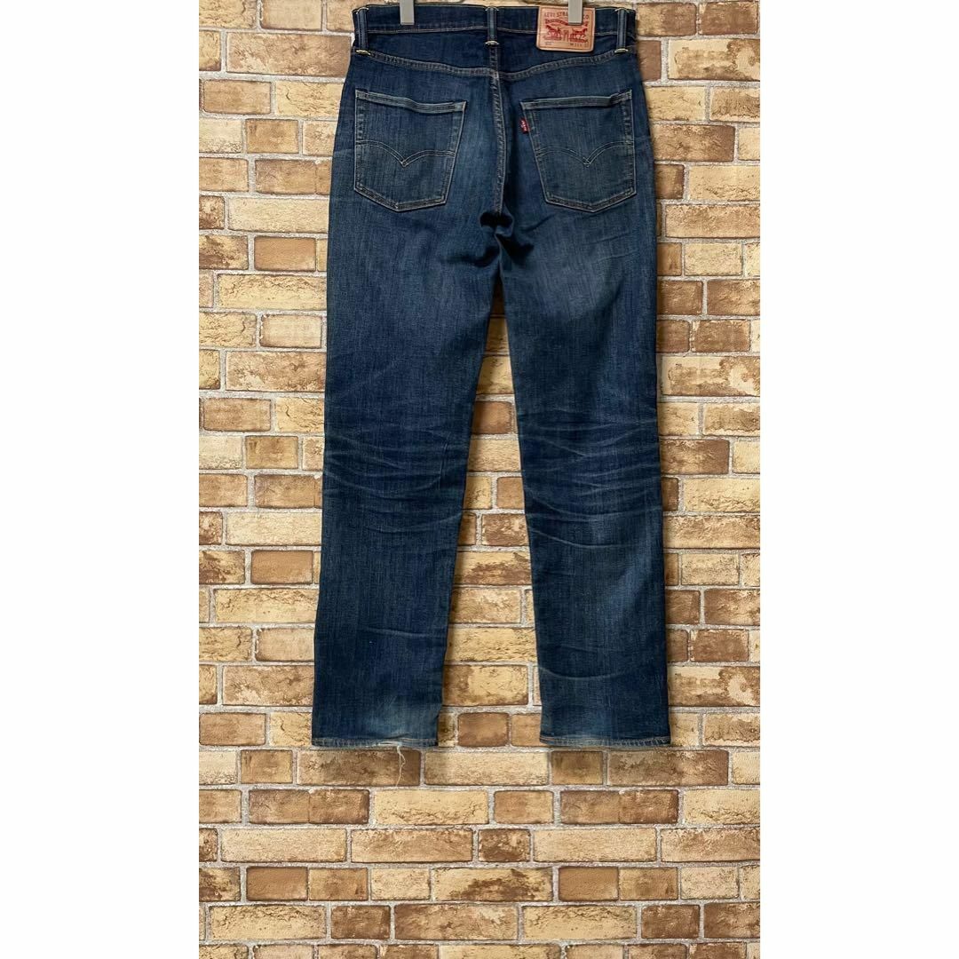 Levi's(リーバイス)のリーバイス　502　デニム　ジーンズ　ジーパン　革パッチ　ダメージ　31/32 メンズのパンツ(デニム/ジーンズ)の商品写真