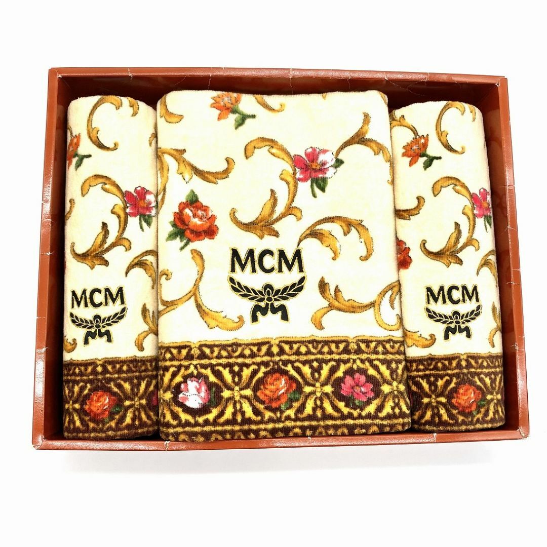 MCM(エムシーエム)のMCM Ferbe フェルべ花柄　ウォッシュタオル2枚セット　ロゴ刺繍入　日本製 メンズのファッション小物(ストール)の商品写真