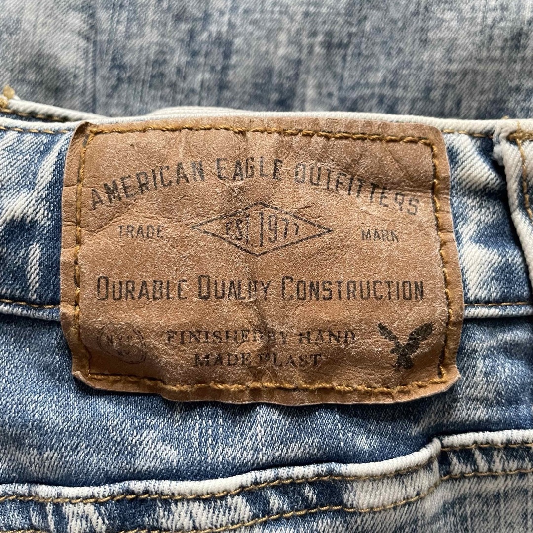 American Eagle(アメリカンイーグル)の【AMERICAN EAGLE】アメリカンイーグル　ダメージ加工　ジーンズ メンズのパンツ(デニム/ジーンズ)の商品写真