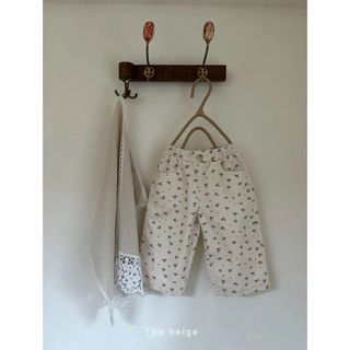 the beige  ストレートパンツ ボトムス monbebe (パンツ/スパッツ)