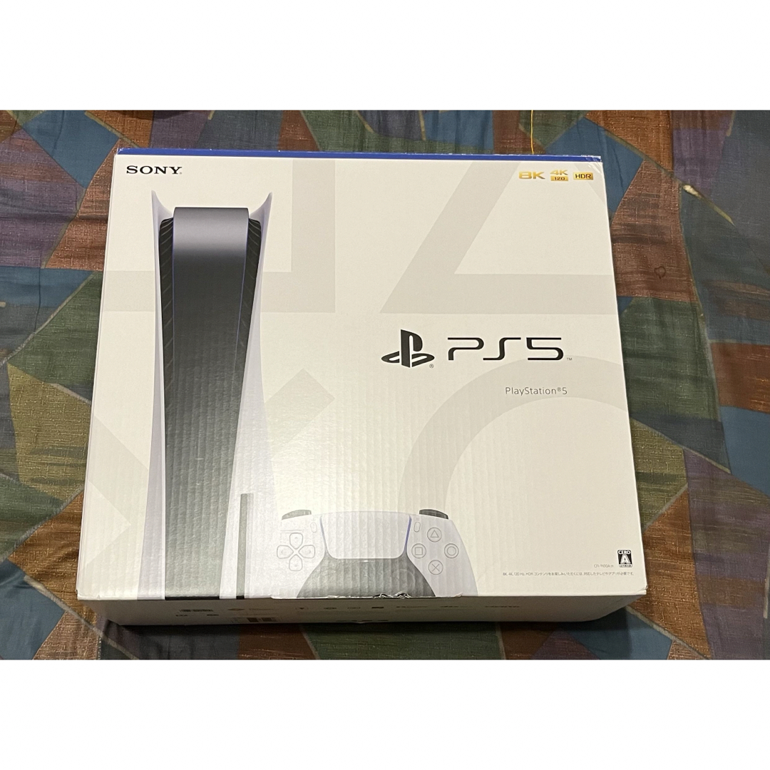 PlayStation(プレイステーション)のSONY PlayStation5 CFI-1100A01 エンタメ/ホビーのゲームソフト/ゲーム機本体(家庭用ゲーム機本体)の商品写真