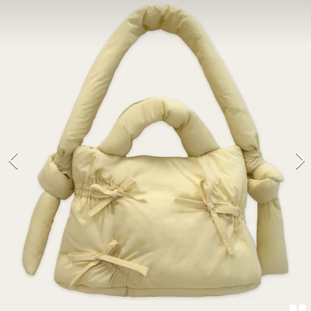 SINOON SMORE PADDING BAG  シヌーン　パディングバッグ レディースのバッグ(ショルダーバッグ)の商品写真