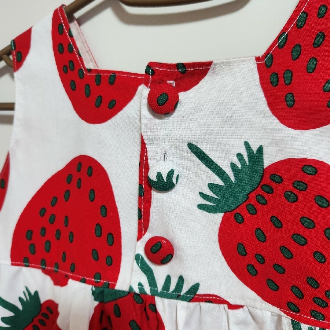 marimekko(マリメッコ)のマリメッコ　ワンピース　100 キッズ/ベビー/マタニティのキッズ服女の子用(90cm~)(ワンピース)の商品写真