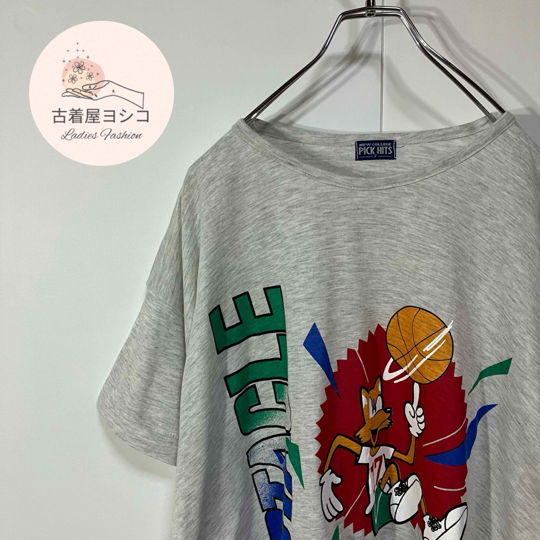 【ヴィンテージ　アニマル　プリントデザイン　半袖Tシャツ　クルーネック　古着】 レディースのトップス(Tシャツ(半袖/袖なし))の商品写真