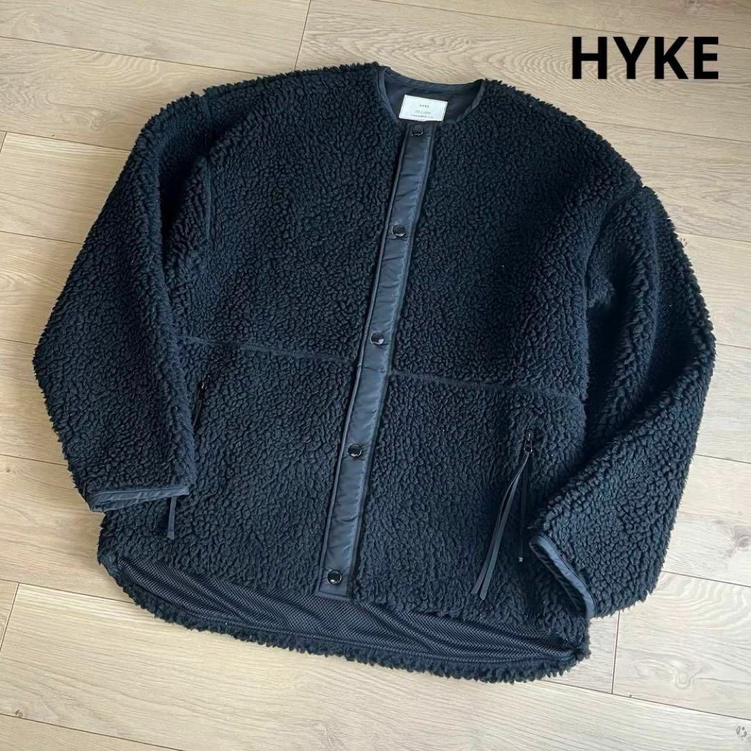 HYKE(ハイク)のHYKE　FAUX SHEARLING JACKET　ボアブルゾン　３サイズ メンズのジャケット/アウター(その他)の商品写真
