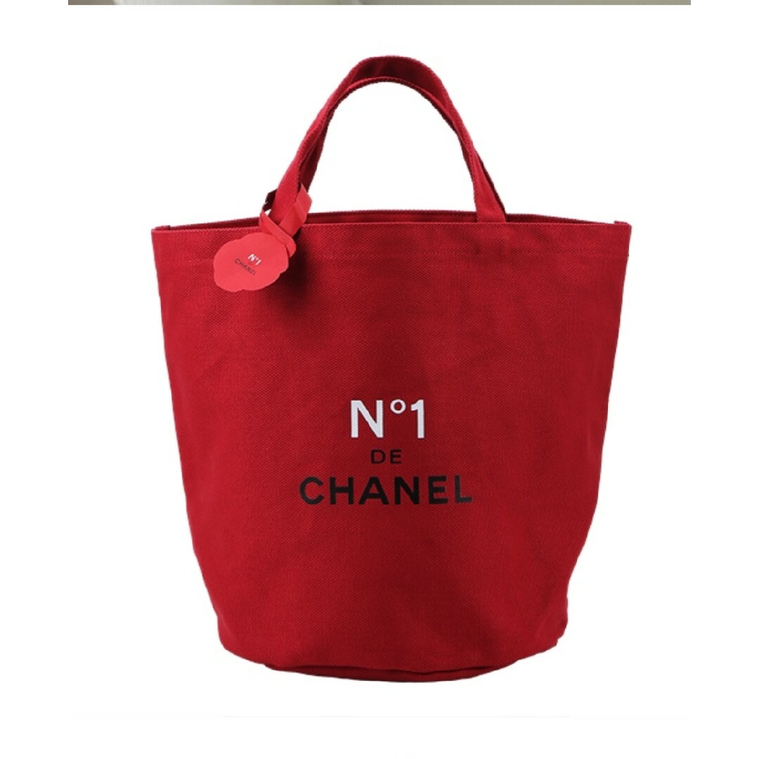 CHANEL(シャネル)の海外限定ノベルティ CHANEL キャンバストートバッグ  (レッド) レディースのバッグ(トートバッグ)の商品写真