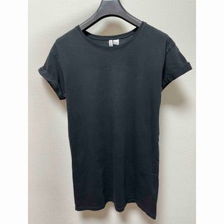 エイチアンドエム(H&M)のH&M ブラック ロング Tシャツ(Tシャツ(半袖/袖なし))