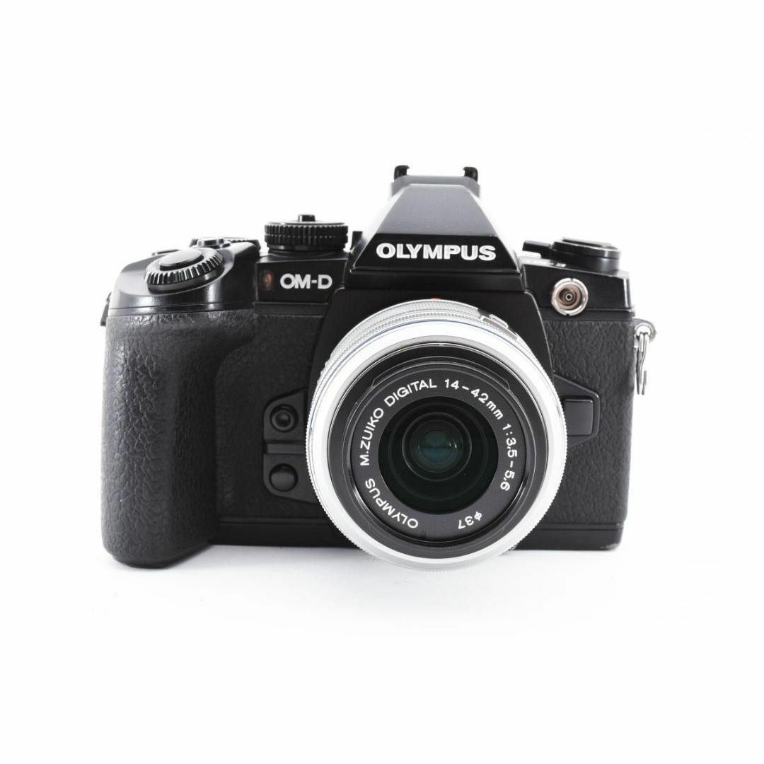 OLYMPUS(オリンパス)の【C49】OLYMPUS OM-D E-M1　ミラーレス一眼　カメラ スマホ/家電/カメラのカメラ(ミラーレス一眼)の商品写真