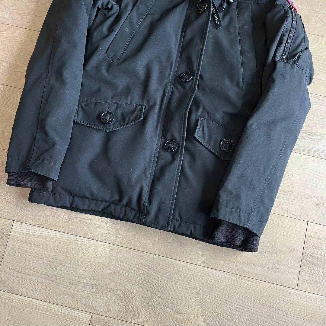 CANADA GOOSE(カナダグース)のカナダグース　Montebello Parka　モンテベロ　ダウンジャケット　黒 レディースのジャケット/アウター(ダウンジャケット)の商品写真